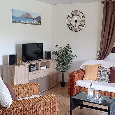 Le Voyageur Apartment Sainte-Marie Ngoại thất bức ảnh