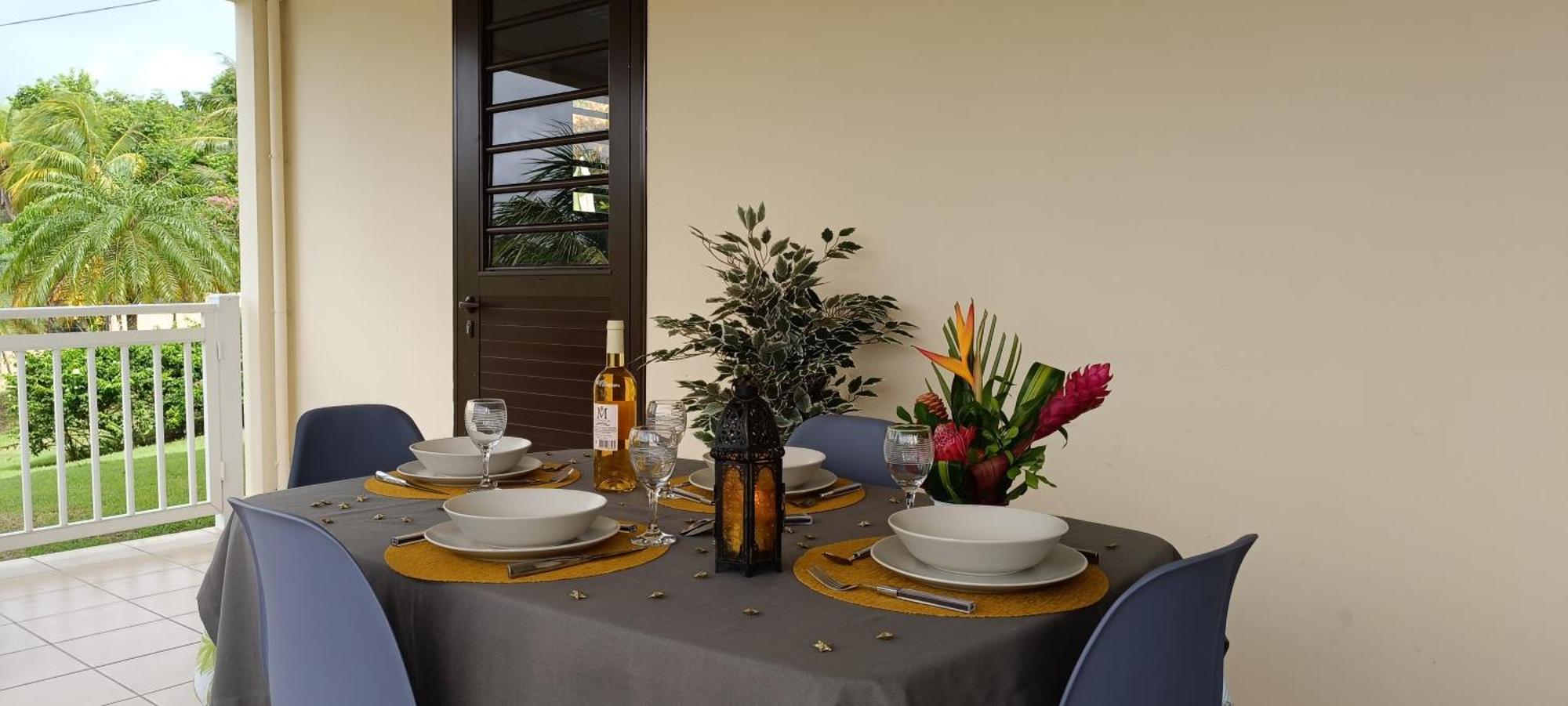 Le Voyageur Apartment Sainte-Marie Ngoại thất bức ảnh