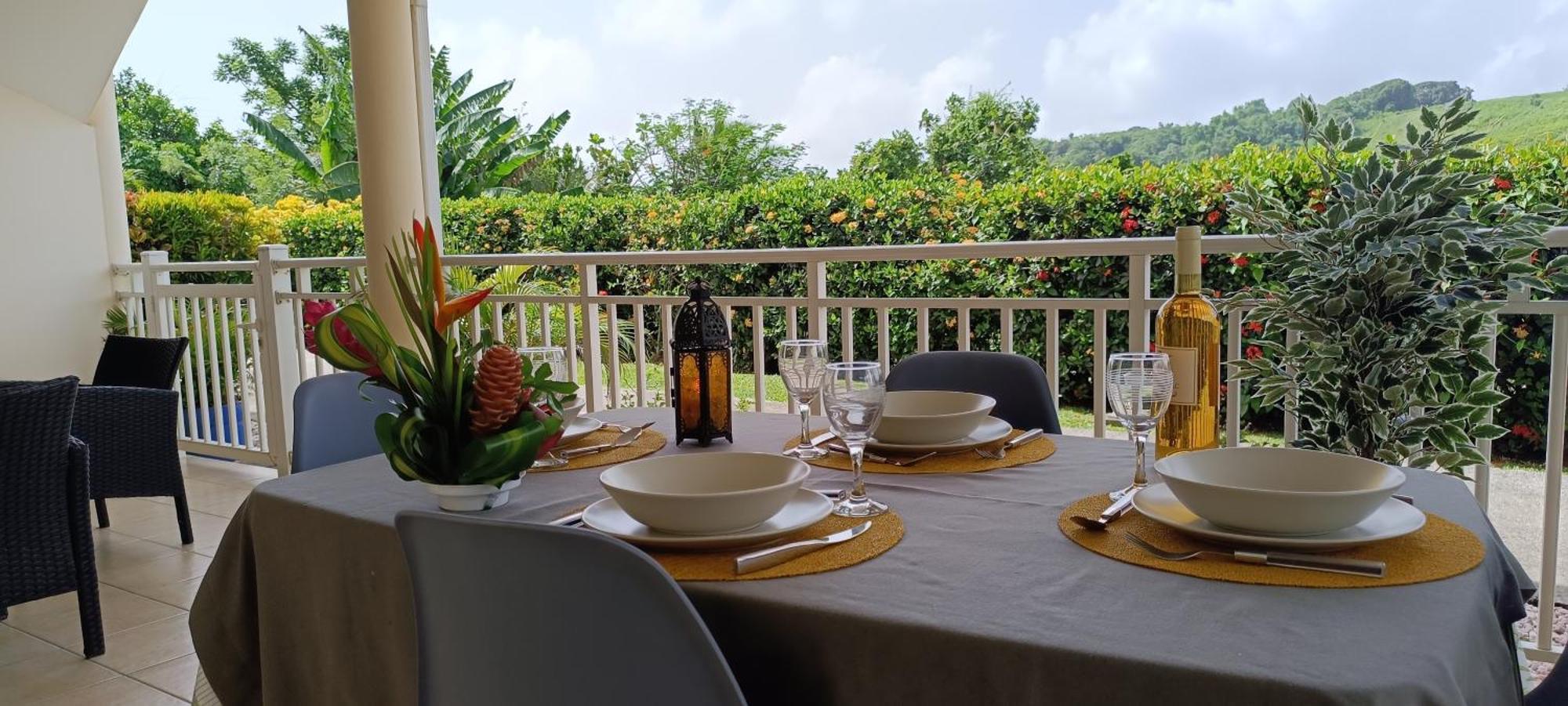 Le Voyageur Apartment Sainte-Marie Ngoại thất bức ảnh
