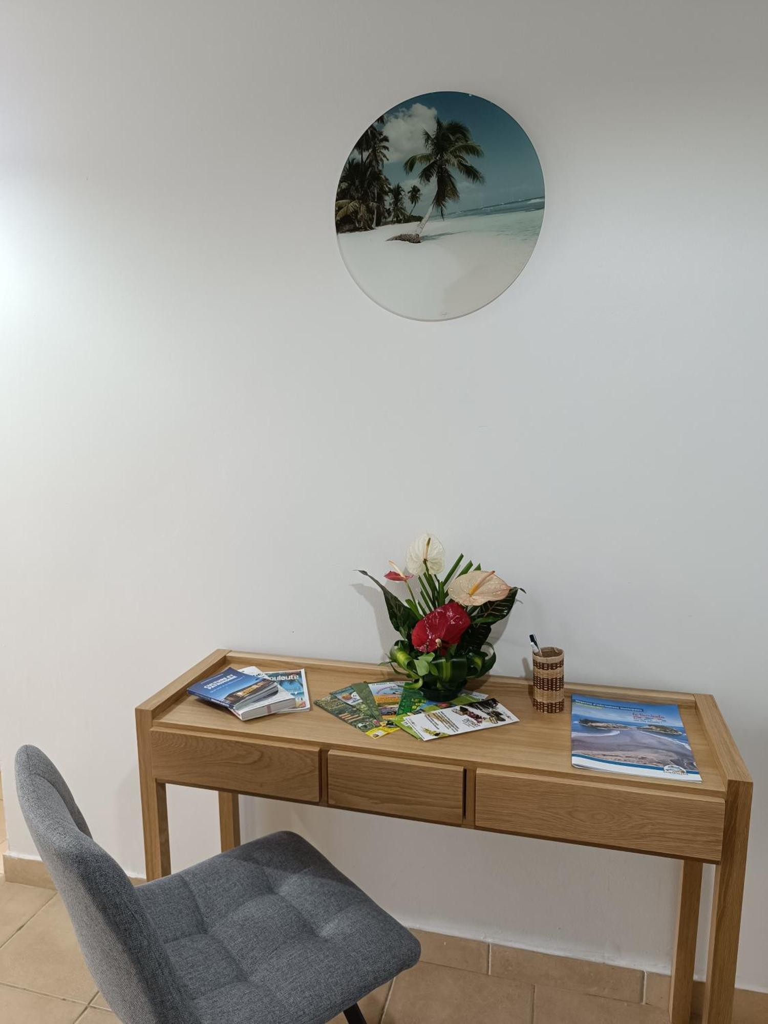 Le Voyageur Apartment Sainte-Marie Ngoại thất bức ảnh